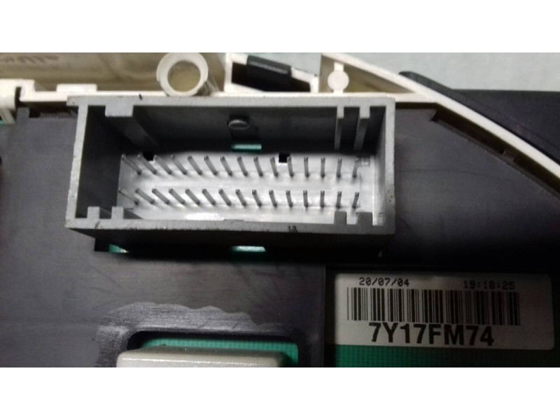 Recambio de cuadro instrumentos para renault laguna ii (bg0) authentique referencia OEM IAM 8200399758  