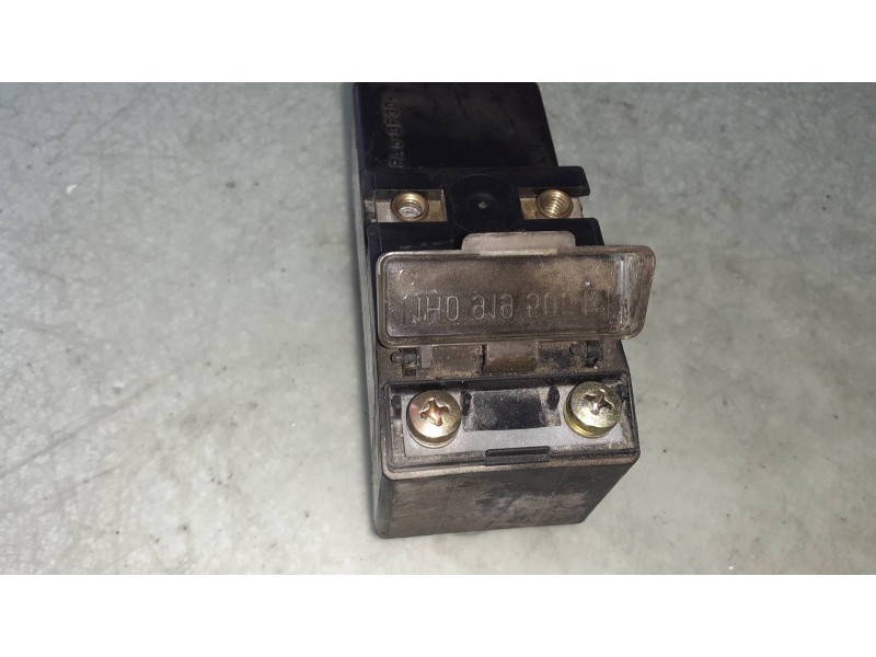 Recambio de caja reles / fusibles para seat ibiza (6l1) cool referencia OEM IAM 1H0919506B 898673 