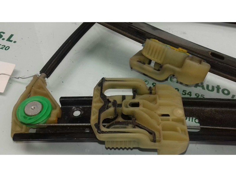 Recambio de elevalunas delantero derecho para audi a4 ber. (b8) básico referencia OEM IAM 8K0837462A  ELECTRICO