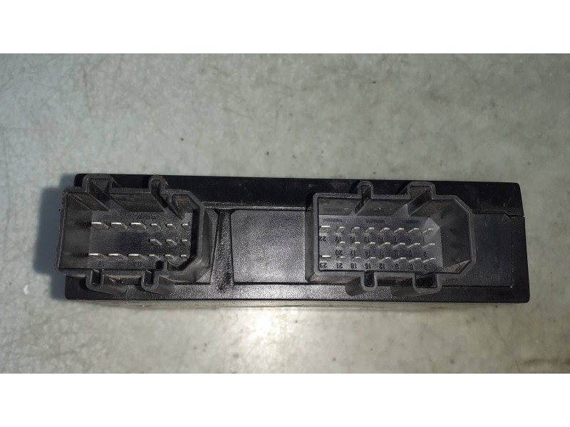 Recambio de centralita check control para volkswagen golf iv berlina (1j1) básico referencia OEM IAM 1J0959799AH 5DK00795451 HEL Recambio de centralita check control para volkswagen golf iv berlina (1j1) básico referencia OEM IAM 1J0959799AH 5DK00795451 HEL