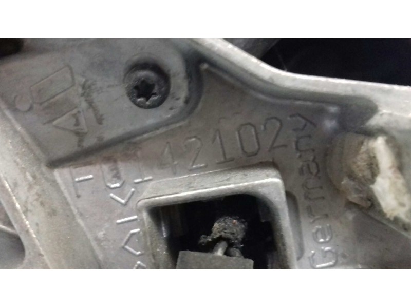 Recambio de retrovisor derecho para bmw serie 3 berlina (e90) 330i referencia OEM IAM F0142102 7075626 ELECTRICO