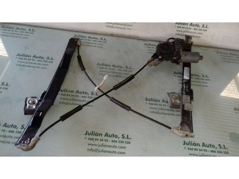 Recambio de elevalunas delantero derecho para ford mondeo berlina (ge) ghia (06.2003) (d) referencia OEM IAM 0130821771 CONECTOR