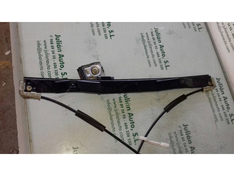 Recambio de elevalunas delantero derecho para ford mondeo berlina (ge) ghia (06.2003) (d) referencia OEM IAM 0130821771 CONECTOR