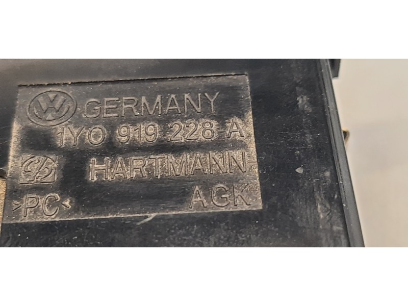 Recambio de interruptor para volkswagen touran (1t2) advance bluemotion referencia OEM IAM 1Y0919228A  AIRBAG
