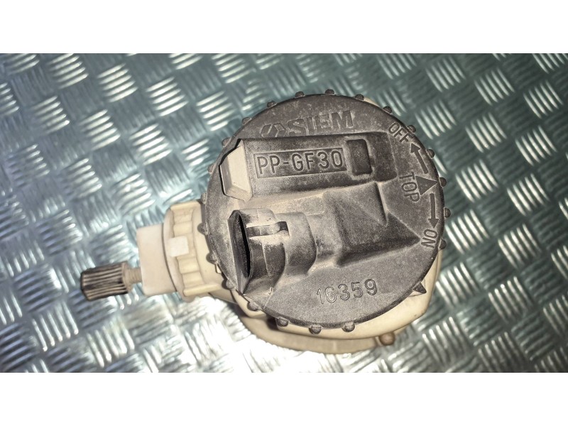 Recambio de faro antiniebla derecho para lancia lybra berlina 1.9 jtd lx referencia OEM IAM 02BE351675  51675