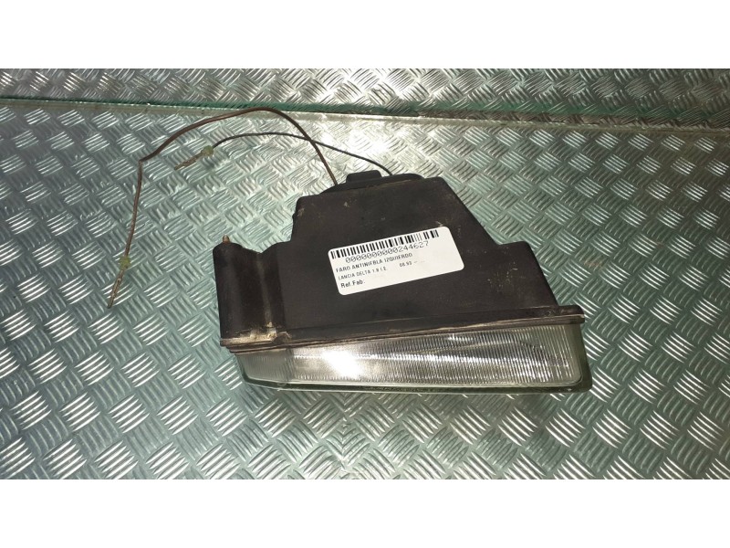 Recambio de faro antiniebla izquierdo para lancia delta 1.8 i.e. referencia OEM IAM   