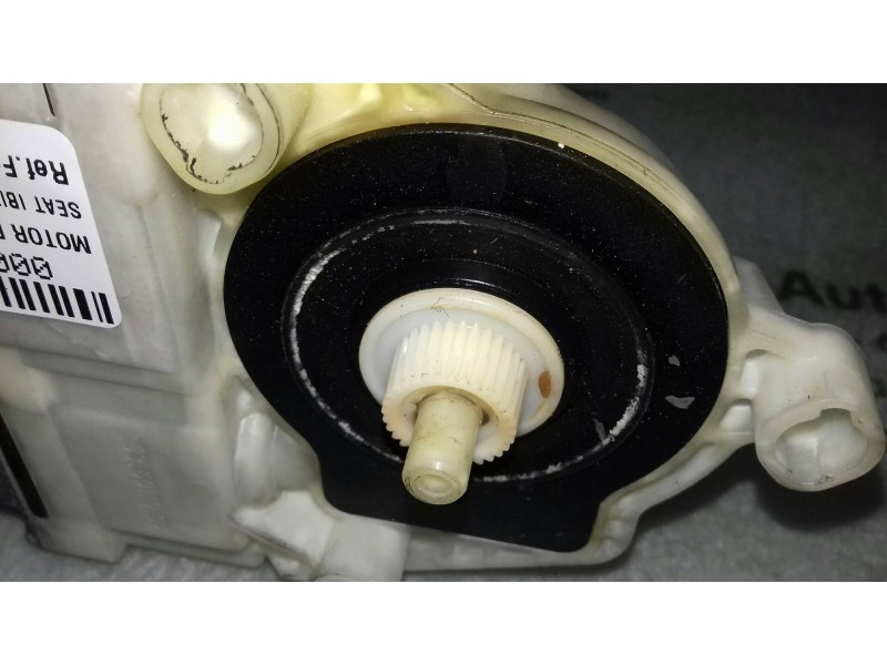 Recambio de motor elevalunas delantero izquierdo para seat ibiza (6l1) f.r. referencia OEM IAM 6Q0959811B 986036105 060817