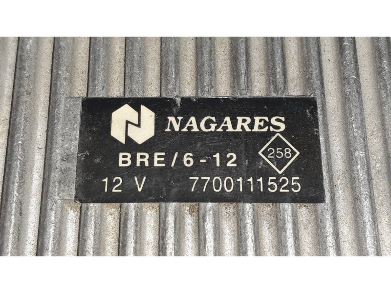 Recambio de caja precalentamiento para renault megane i berlina hatchback (ba0) 1.9 dt rn referencia OEM IAM 7700111525 NAGARES 