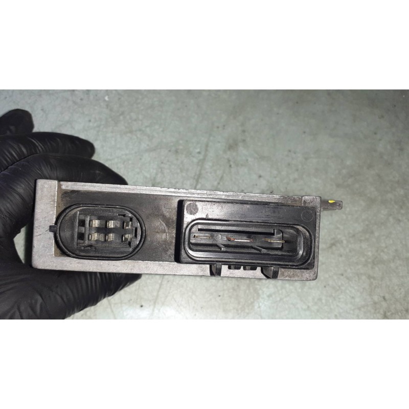 Recambio de caja precalentamiento para renault megane i berlina hatchback (ba0) 1.9 dt rn referencia OEM IAM 7700111525 NAGARES 