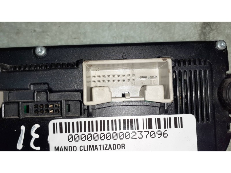 Recambio de mando climatizador para skoda octavia berlina (1z3) active referencia OEM IAM 3T0907044AR 5HB00974944 3T0907044