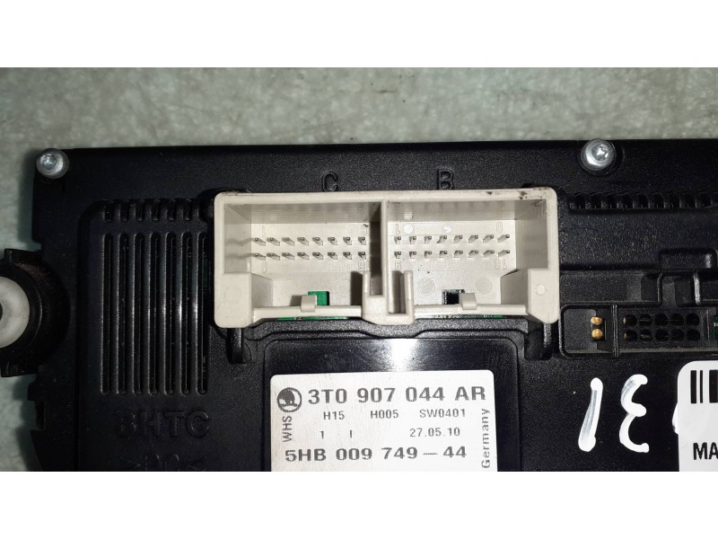 Recambio de mando climatizador para skoda octavia berlina (1z3) active referencia OEM IAM 3T0907044AR 5HB00974944 3T0907044