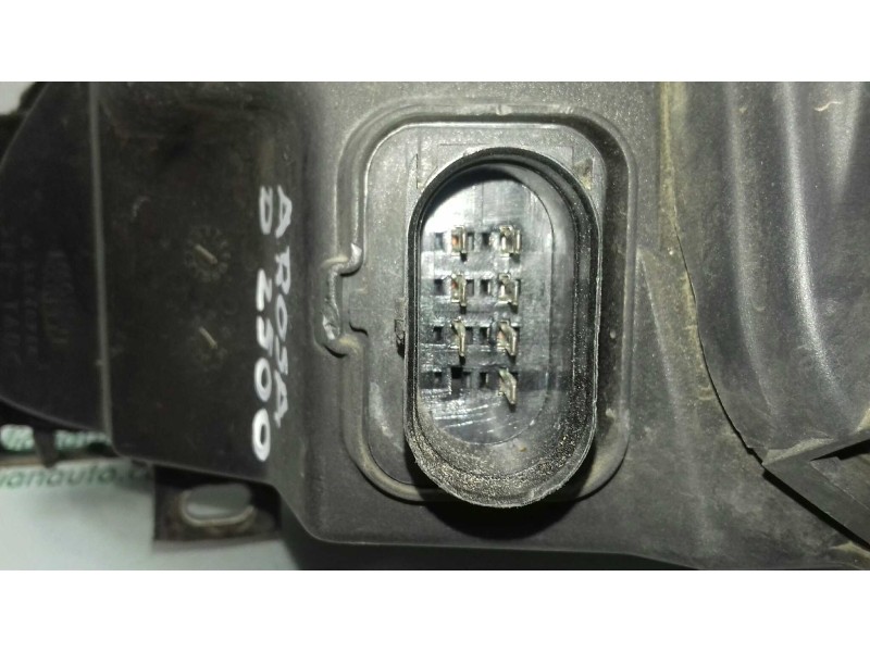 Recambio de faro derecho para seat arosa (6h1) select referencia OEM IAM 39840748  MAGNETI MARELLI