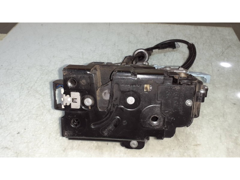 Recambio de cerradura puerta delantera derecha para skoda octavia berlina (1z3) active referencia OEM IAM 3D1837016AC AZUL ELECT