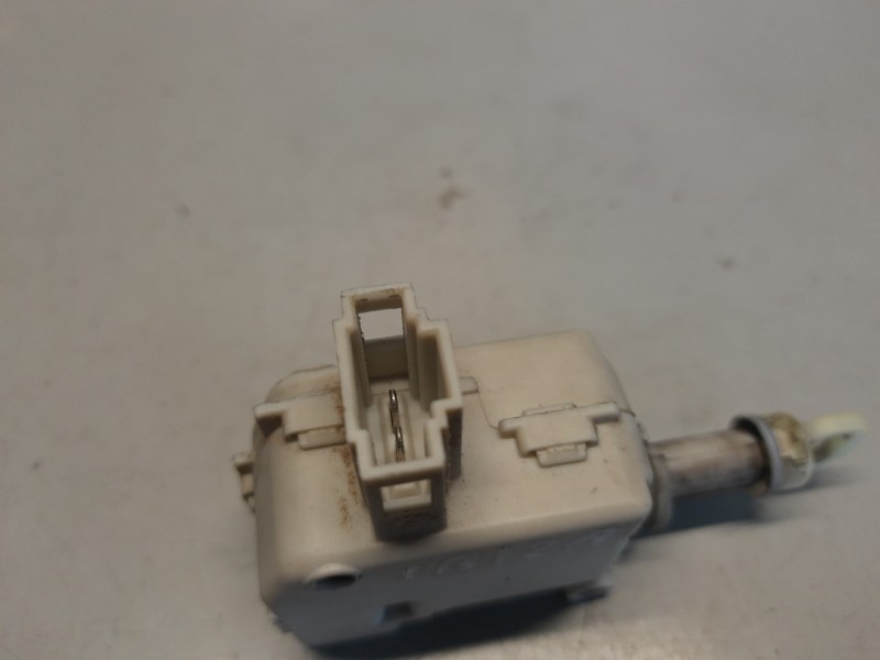 Recambio de motor cierre centralizado porton para seat ibiza (6l1) cool referencia OEM IAM 3B0862159A 3B0959781 