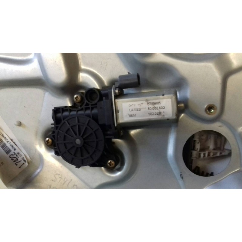 Recambio de elevalunas delantero izquierdo para fiat stilo (192) 1.9 jtd 115 dynamic sky window referencia OEM IAM 50002603 9030