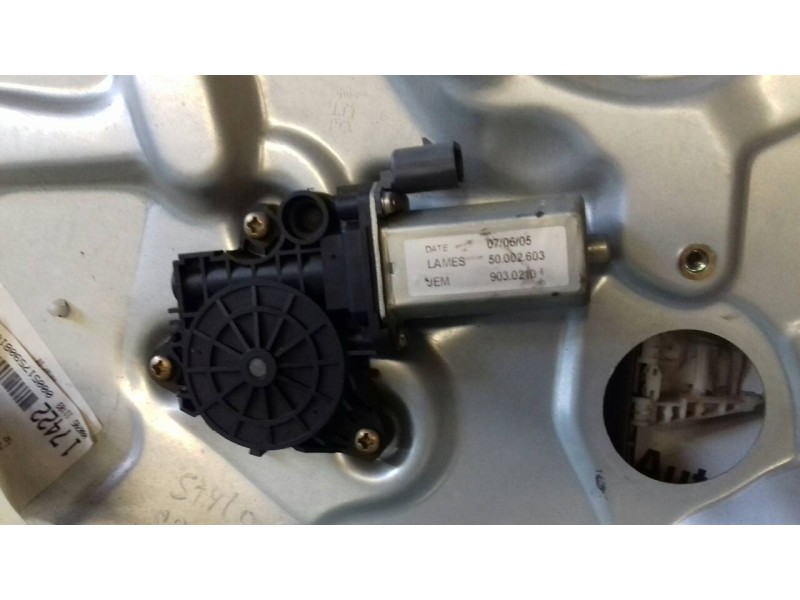 Recambio de elevalunas delantero izquierdo para fiat stilo (192) 1.9 jtd 115 dynamic sky window referencia OEM IAM 50002603 9030