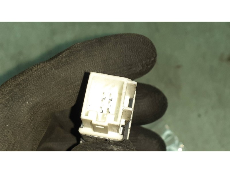 Recambio de warning para skoda octavia berlina (1z3) active referencia OEM IAM 1Z0953235B  CONRCTOR 6 PINES