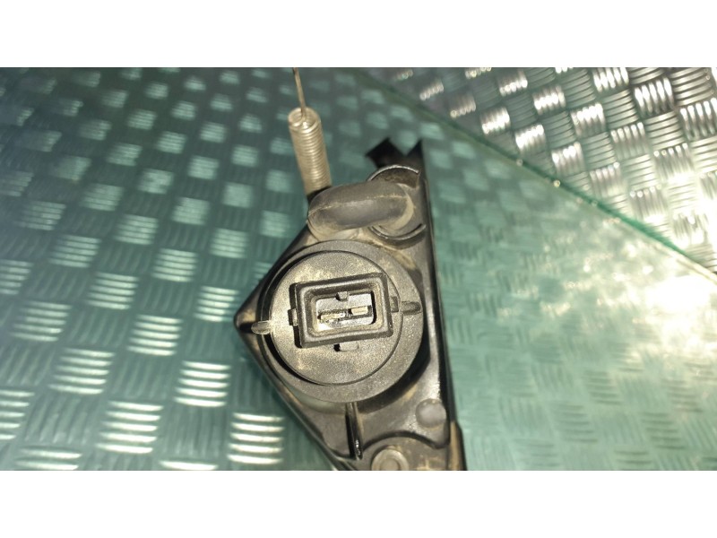 Recambio de piloto delantero izquierdo para lancia ypsilon (101) 1.2 16v argento referencia OEM IAM 37150748  