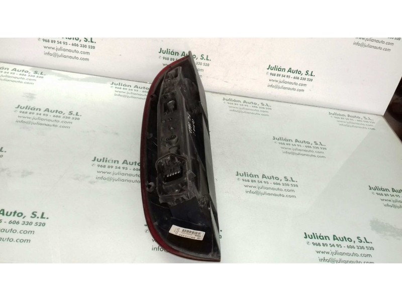 Recambio de piloto trasero derecho para opel corsa c corsavan (comercial) referencia OEM IAM 09114337 89302181 VALEO