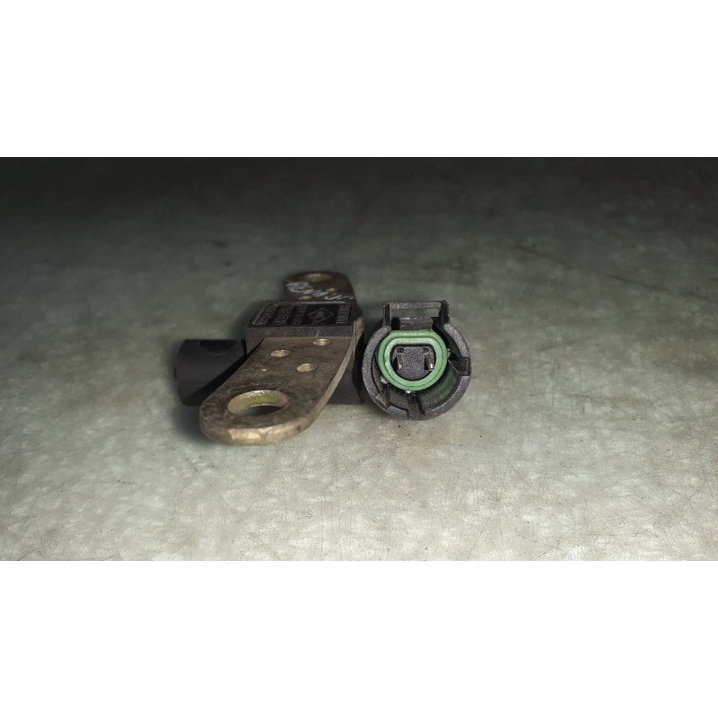 Recambio de captador volante motor para renault laguna (b56) 2.2 dt rxe referencia OEM IAM 7700103069A  CONECTOR 2 PINES