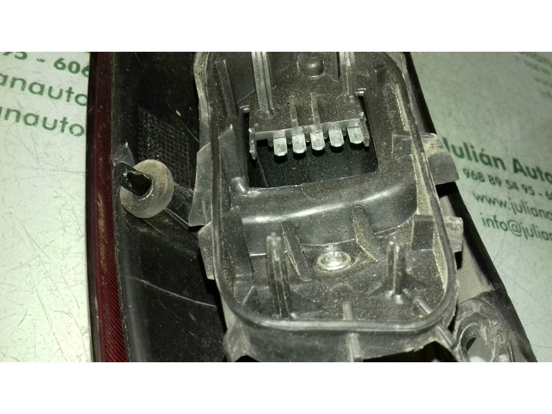 Recambio de piloto trasero derecho para opel corsa c corsavan (comercial) referencia OEM IAM 09114337 89302181 VALEO