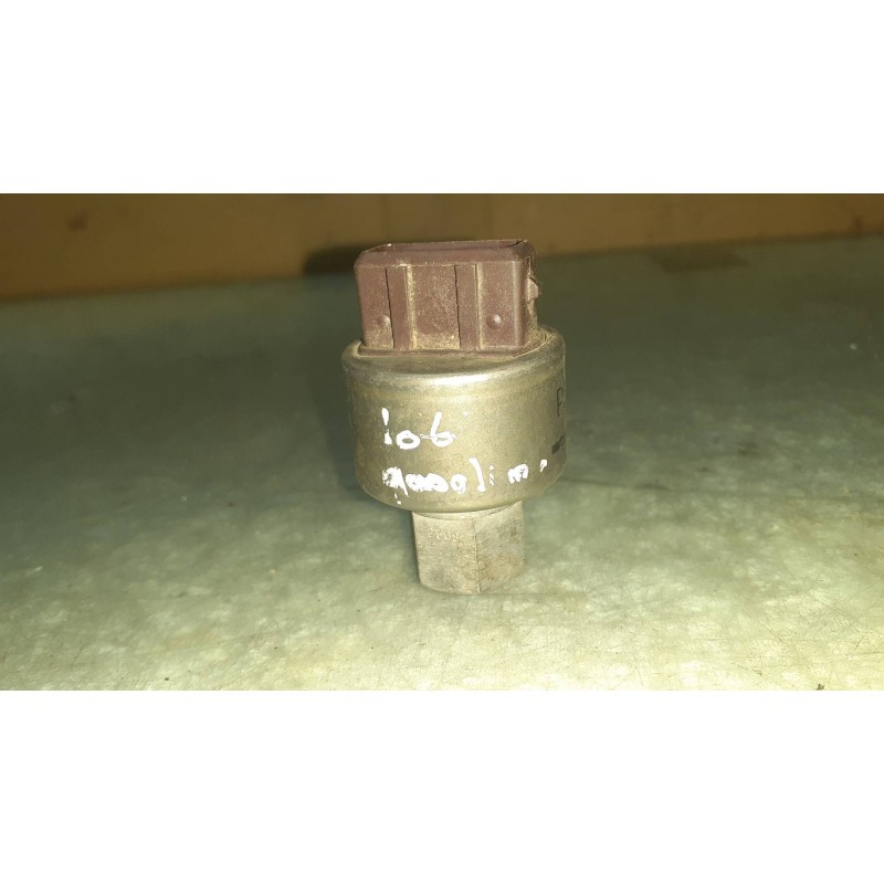 Recambio de sensor presion para opel vectra b berlina básico referencia OEM IAM 280443  CONECTOR 4 PINES