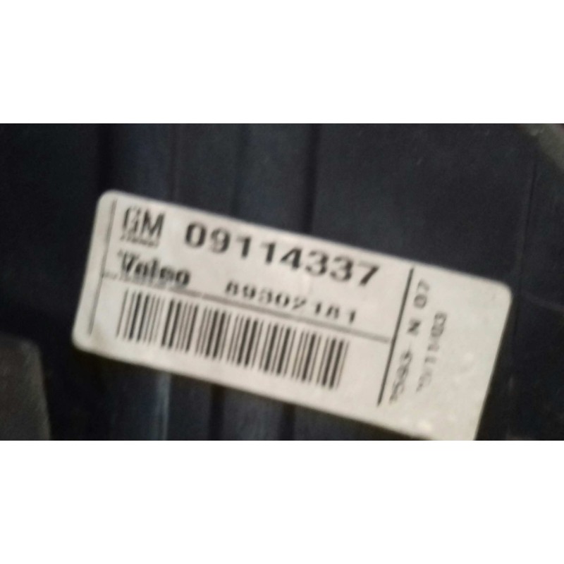 Recambio de piloto trasero derecho para opel corsa c corsavan (comercial) referencia OEM IAM 09114337 89302181 VALEO