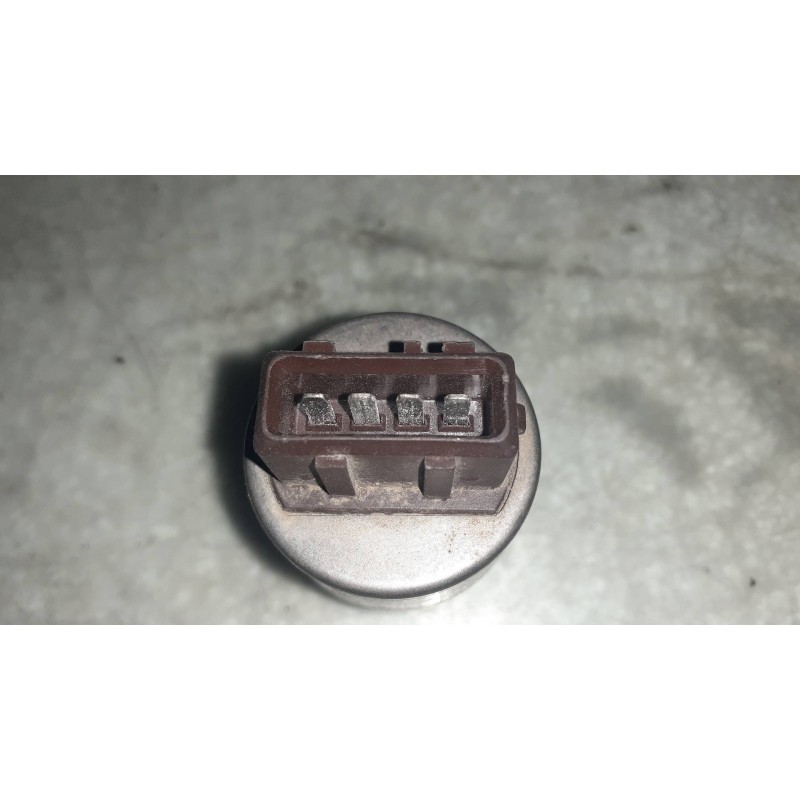 Recambio de sensor presion para opel vectra b berlina básico referencia OEM IAM 280443  CONECTOR 4 PINES