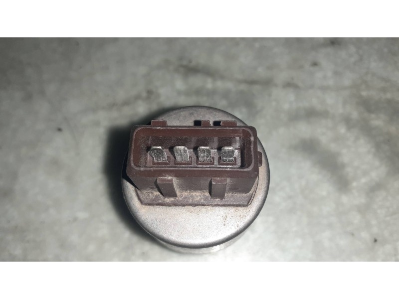 Recambio de sensor presion para opel vectra b berlina básico referencia OEM IAM 280443  CONECTOR 4 PINES
