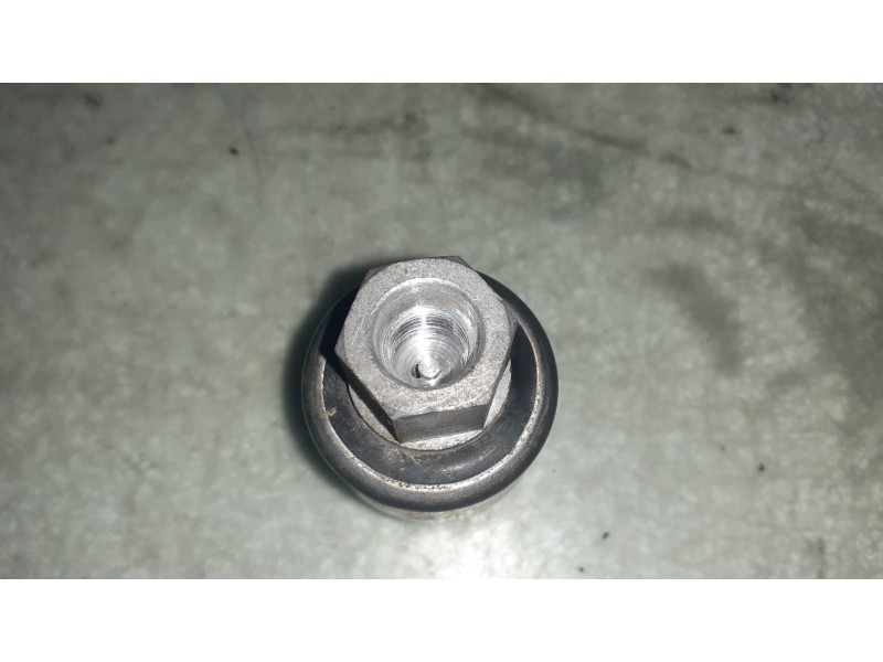 Recambio de sensor presion para opel vectra b berlina básico referencia OEM IAM 280443  CONECTOR 4 PINES
