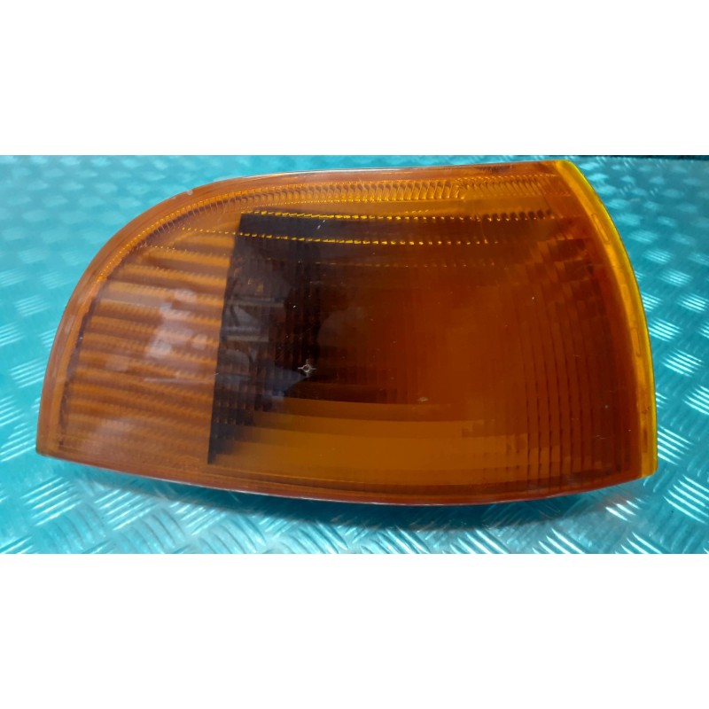 Recambio de piloto delantero derecho para fiat punto berl. (176) gt / t 130 referencia OEM IAM 7732118 7732479 NARANJA