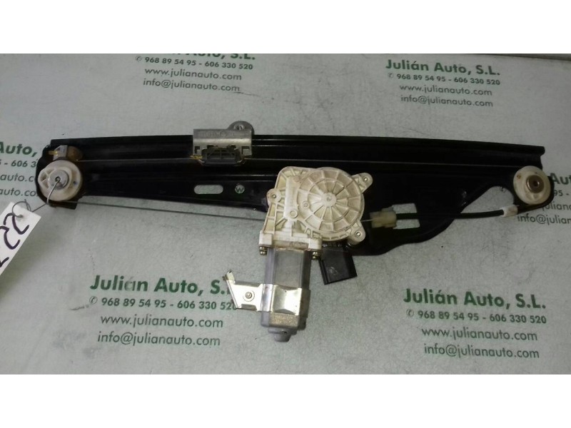 Recambio de elevalunas trasero derecho para bmw serie 5 berlina (e60) 520d referencia OEM IAM 7034388S 7075674E ELECTRICO Recambio de elevalunas trasero derecho para bmw serie 5 berlina (e60) 520d referencia OEM IAM 7034388S 7075674E ELECTRICO