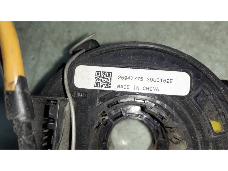 Recambio de anillo airbag para opel insignia berlina cosmo referencia OEM IAM 25947775 39U0152E 25849366