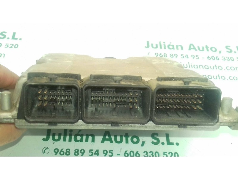 Recambio de centralita motor uce para renault laguna ii (bg0) authentique referencia OEM IAM 8200309318 0281011325 BOSCH