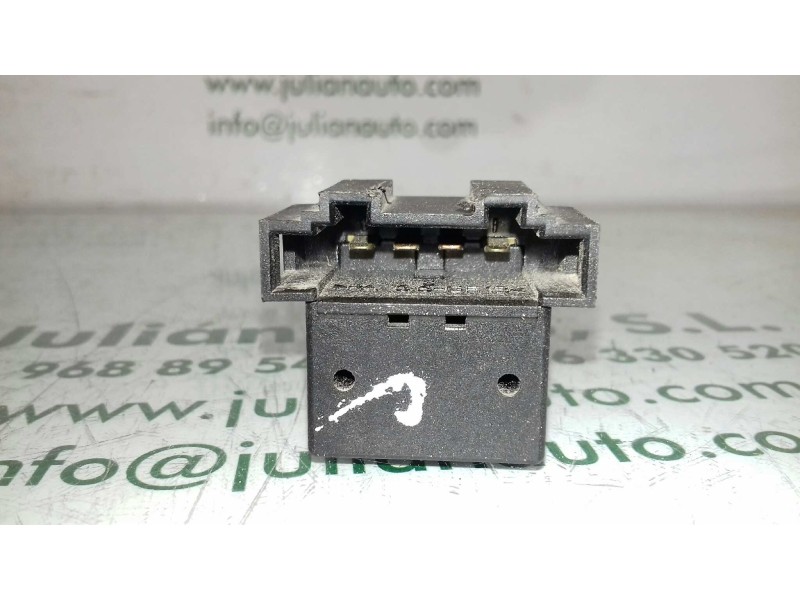 Recambio de interruptor para seat leon (1m1) stella referencia OEM IAM 1J0945511A 4 PINES PEDAL DE FRENO