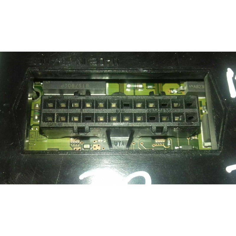 Recambio de centralita motor uce para renault laguna ii (bg0) authentique referencia OEM IAM 8200309318 0281011325 BOSCH