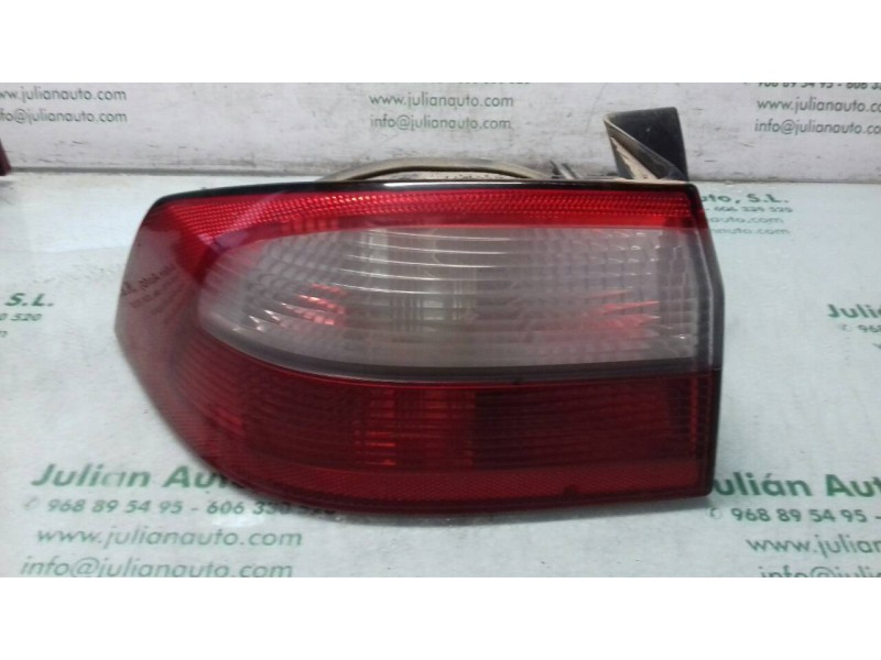 Recambio de piloto trasero izquierdo para renault laguna ii (bg0) confort authentique referencia OEM IAM 8200002473  