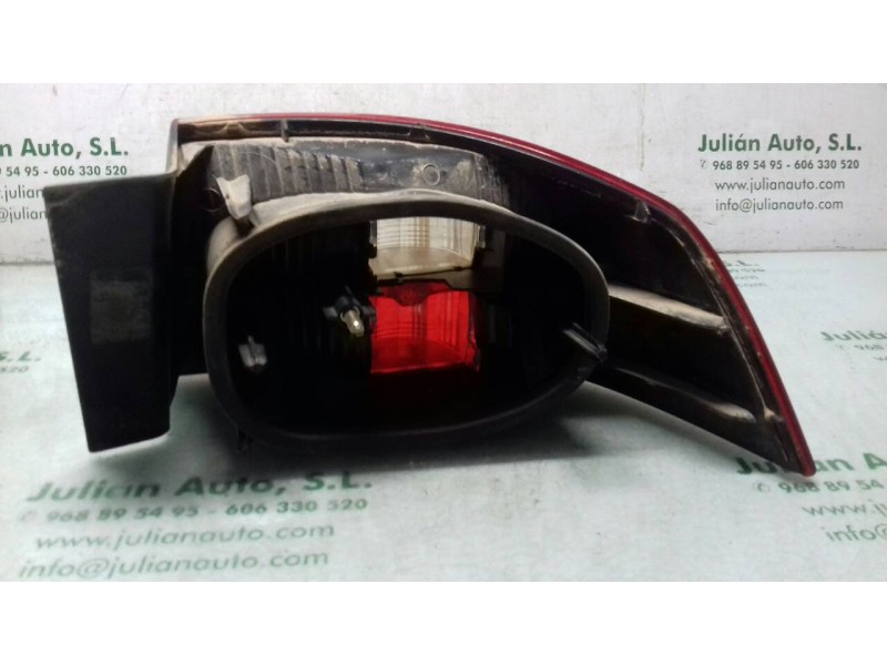 Recambio de piloto trasero izquierdo para renault laguna ii (bg0) confort authentique referencia OEM IAM 8200002473  