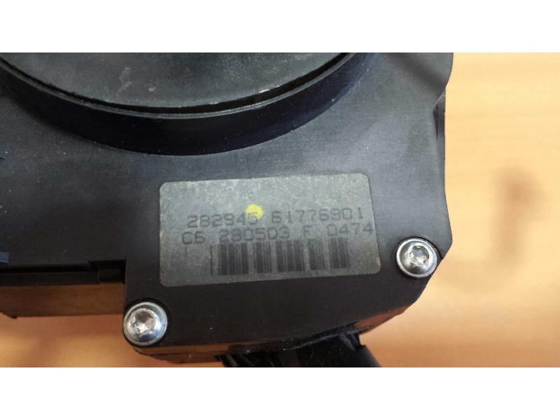 Recambio de mando luces para citroen c3 1.4 hdi premier referencia OEM IAM 28294561776901 COM 61777001