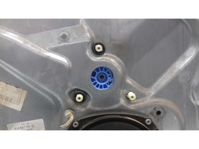 Recambio de elevalunas delantero izquierdo para seat cordoba berlina (6l2) stella referencia OEM IAM 6L4837751Q 6L4837755J ELECT