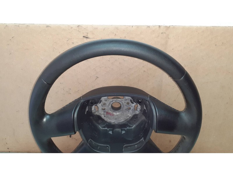 Recambio de volante para skoda octavia berlina (1z3) active referencia OEM IAM 3T0419091G 61944000B PIEL