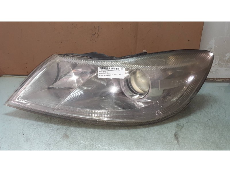 Recambio de faro izquierdo para skoda octavia berlina (1z3) active referencia OEM IAM 1Z1941015F 1EL24705201 