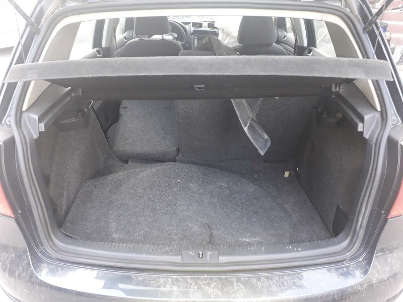 volkswagen golf v berlina (1k1) del año 2007