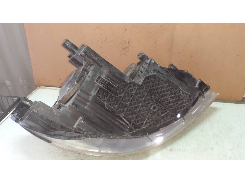 Recambio de faro izquierdo para skoda octavia berlina (1z3) active referencia OEM IAM 1Z1941015F 1EL24705201 
