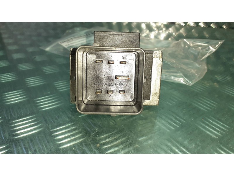 Recambio de caja precalentamiento para citroen xsara picasso 1.6 hdi 90 exclusive referencia OEM IAM 9640469680  NAGARES