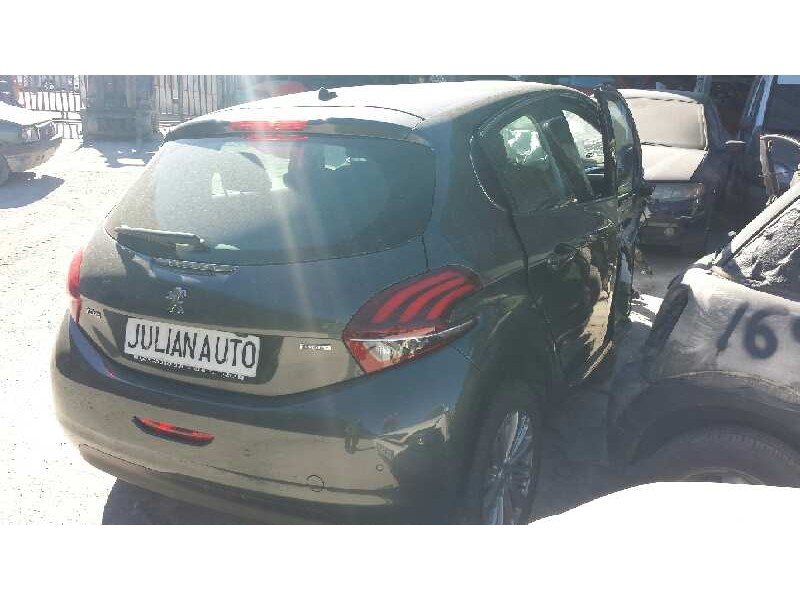 peugeot 208 del año 2016