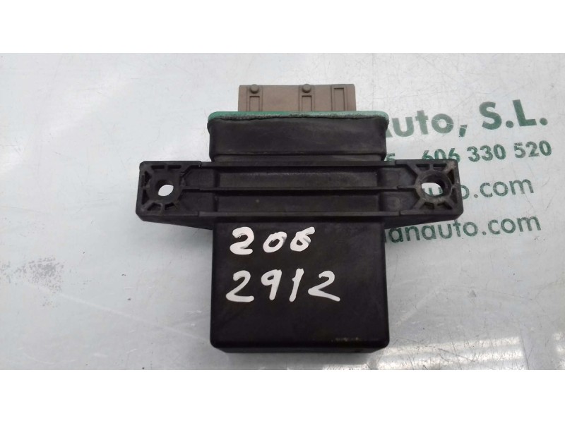 Recambio de caja precalentamiento para peugeot 206 berlina xt referencia OEM IAM 9631577760  