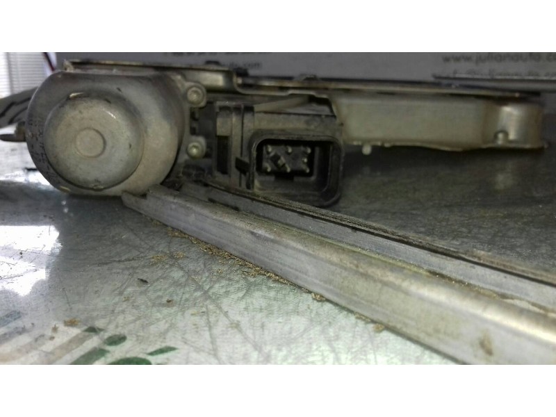 Recambio de elevalunas delantero izquierdo para opel corsa c essentia referencia OEM IAM 13173073 13222281LH ELECTRICO