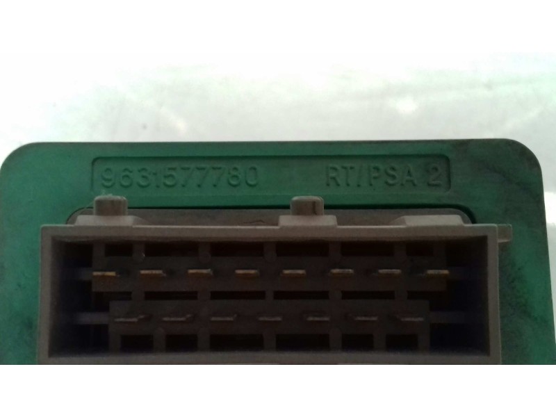 Recambio de caja precalentamiento para peugeot 206 berlina xt referencia OEM IAM 9631577760  