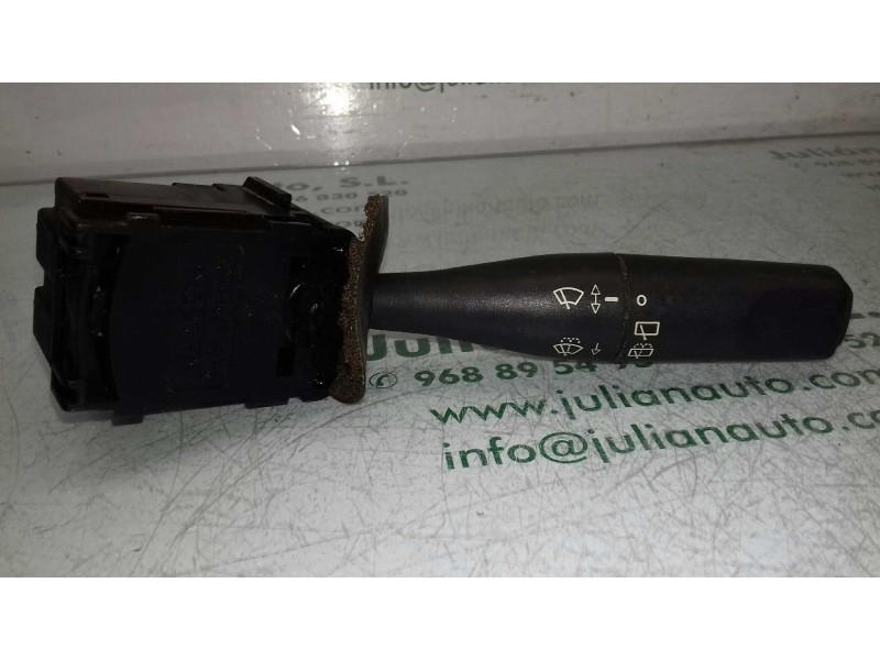 Recambio de mando limpia para peugeot 206 berlina xt referencia OEM IAM 33779502 96045597ZL 